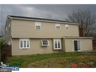 32 Duncan Road Sewell, NJ 08080 - Photo 3 of 11 Exterior Back