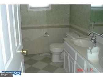 32 Duncan Road Sewell, NJ 08080 - Photo 10 of 11