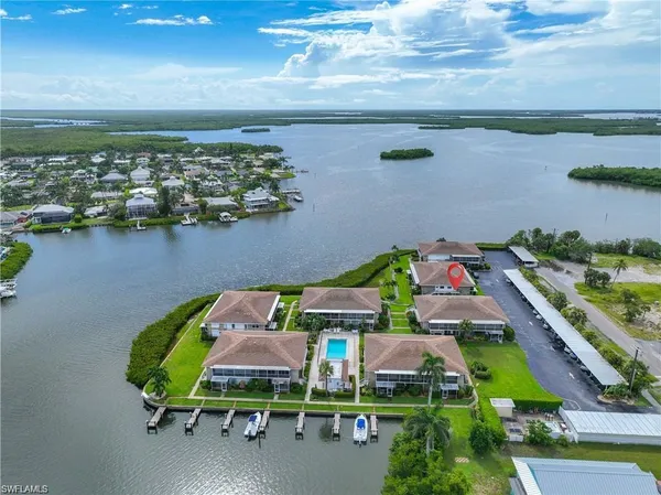 $369,999 | 330 Kon Tiki Drive, Unit C7, Naples, FL 34113