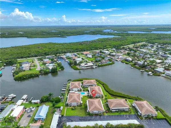 $369,999 | 330 Kon Tiki Drive, Unit C7, Naples, FL 34113