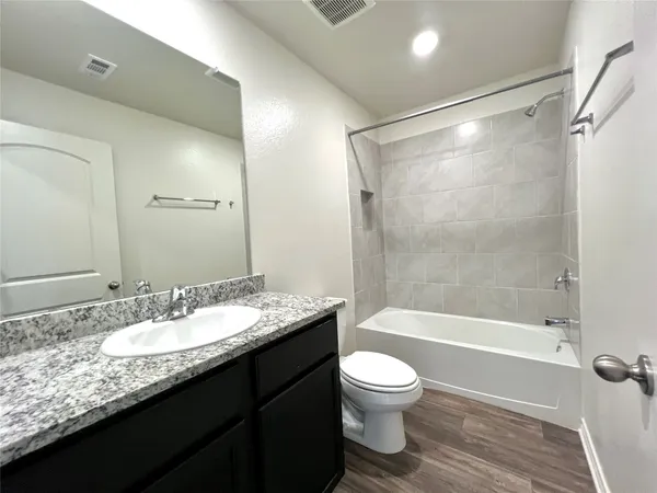 $1,695 | 113 Sunnymeade Lane, Jarrell, TX 76537