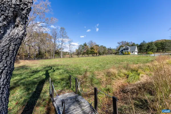 $622,500 | 234 Creek Road, Afton, VA 22920