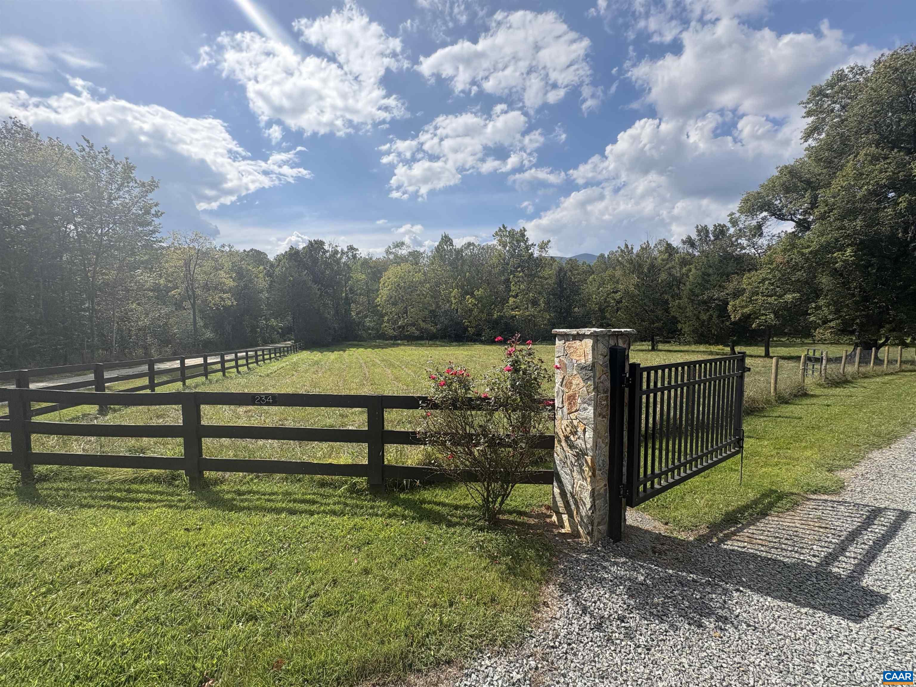 234 Creek Road Afton, VA 22920 - Photo 9 of 68