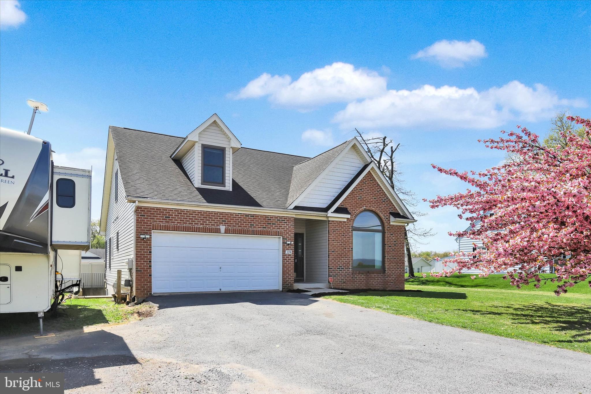 3274 Scotland Road Chambersburg, PA 17202 - Photo 2 of 27 Gallery Image 2