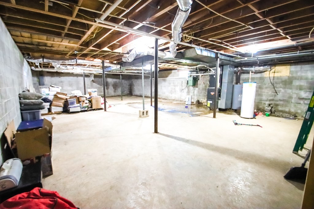 131 Collingwood Road Walling, TN 38587 - Photo 24 of 26 a view of parking garage