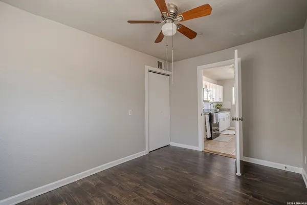 $750 | 2323 Arbor Place, Unit 2, San Antonio, TX 78207
