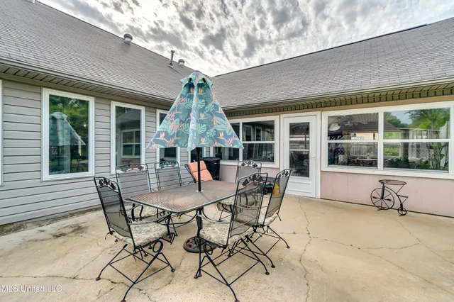 $375,000 | 218 Harbor Lane, Brandon, MS 39047