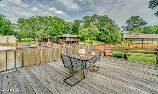 $375,000 | 218 Harbor Lane, Brandon, MS 39047