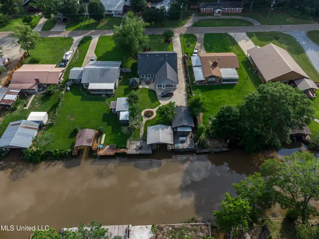 $375,000 | 218 Harbor Lane, Brandon, MS 39047