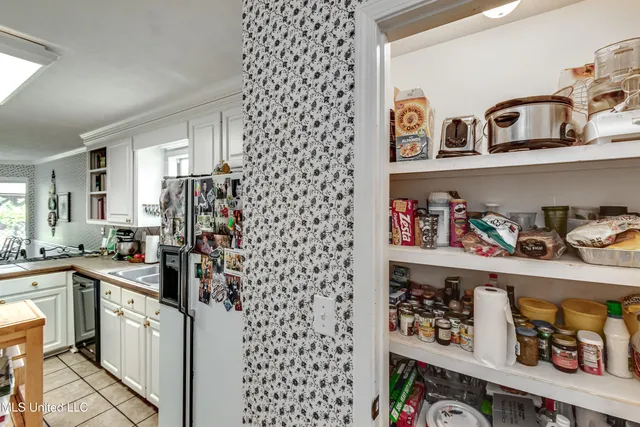 $375,000 | 218 Harbor Lane, Brandon, MS 39047