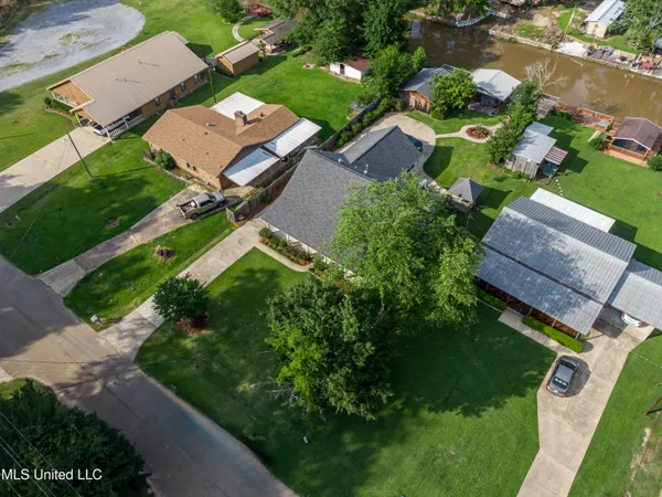 $369,000 | 218 Harbor Lane, Brandon, MS 39047