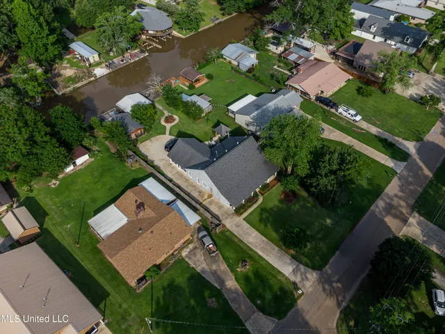 $375,000 | 218 Harbor Lane, Brandon, MS 39047