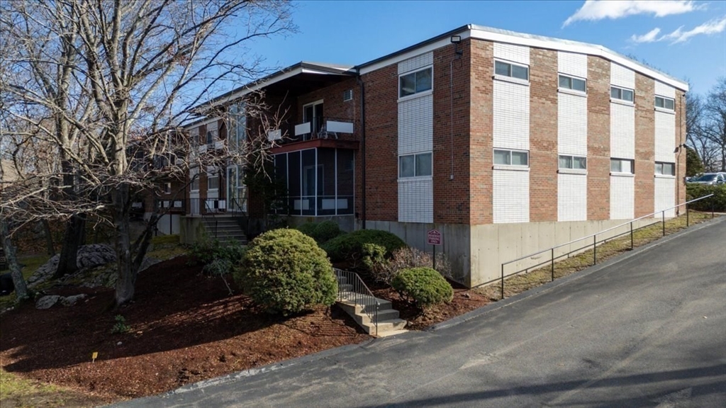 115 Grove Street, Unit 11 Boston, MA 02132 - Photo 3 of 29