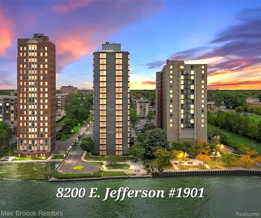 $79,999 | 8200 East Jefferson Avenue, Unit 1901, Detroit, MI 48214