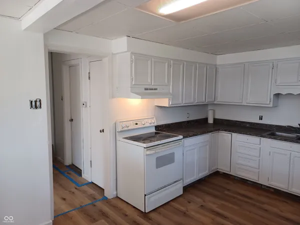 $1,350 | 670 Cleveland Street, Beech Grove, IN 46107