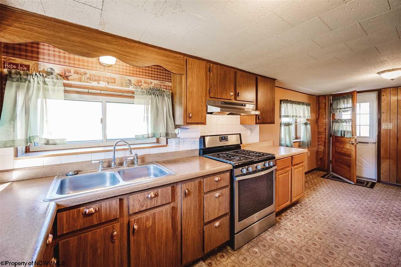 4478 Daybrook Road Fairview, WV 26570 - Photo 7 of 29 Gallery Image 7