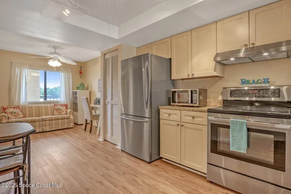 $3,000 | 5801 North Banana River Boulevard, Unit 923, Cape Canaveral, FL 32920