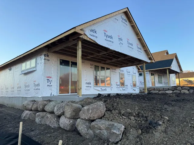 $624,900 | 20098 Globe Drive, Lakeville, MN 55044