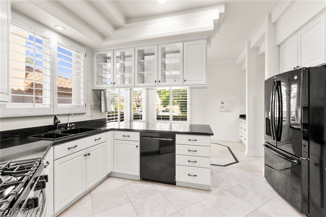 409 Indigo Springs Street Henderson, NV 89014 - Photo 16 of 97