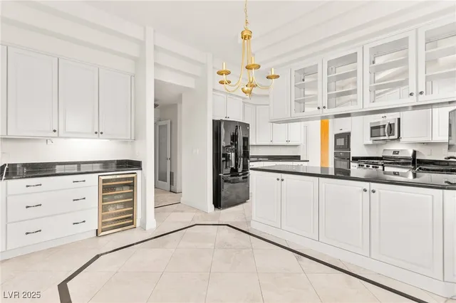 $824,999 | 409 Indigo Springs Street, Henderson, NV 89014