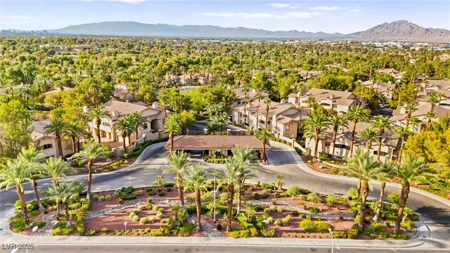 $824,999 | 409 Indigo Springs Street, Henderson, NV 89014