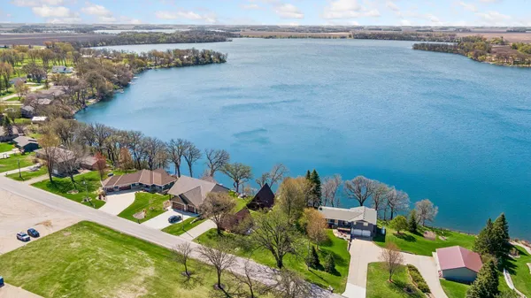$519,000 | 55077 County Road 38, Buffalo Lake, MN 55314