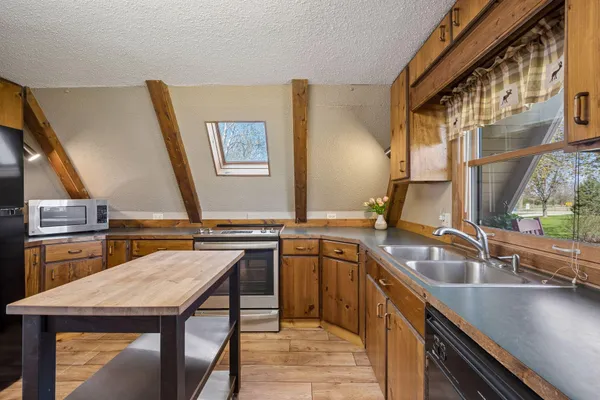 $519,000 | 55077 County Road 38, Buffalo Lake, MN 55314