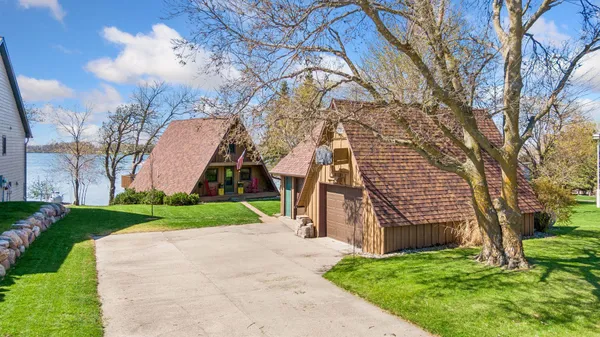 $519,000 | 55077 County Road 38, Buffalo Lake, MN 55314