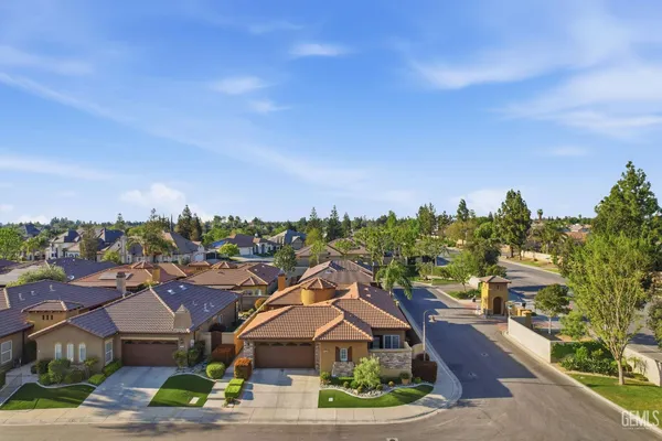 $464,950 | Undisclosed Address, Bakersfield, CA 93312