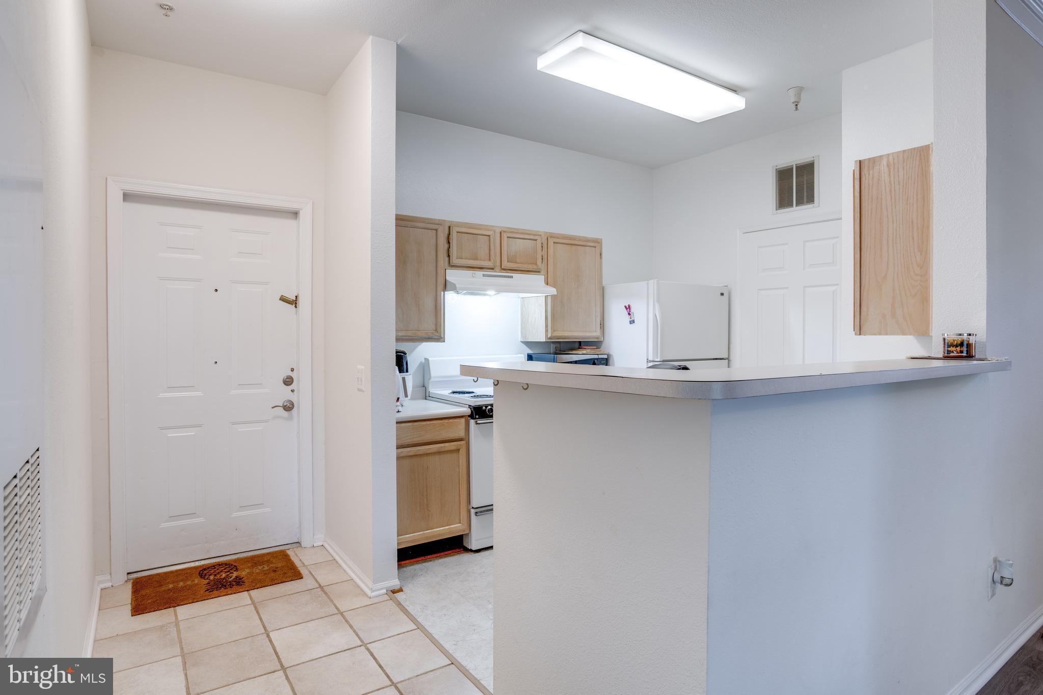 1600 Spring Gate Dr., Unit 2105 McLean, VA 22102 - Photo 3 of 34