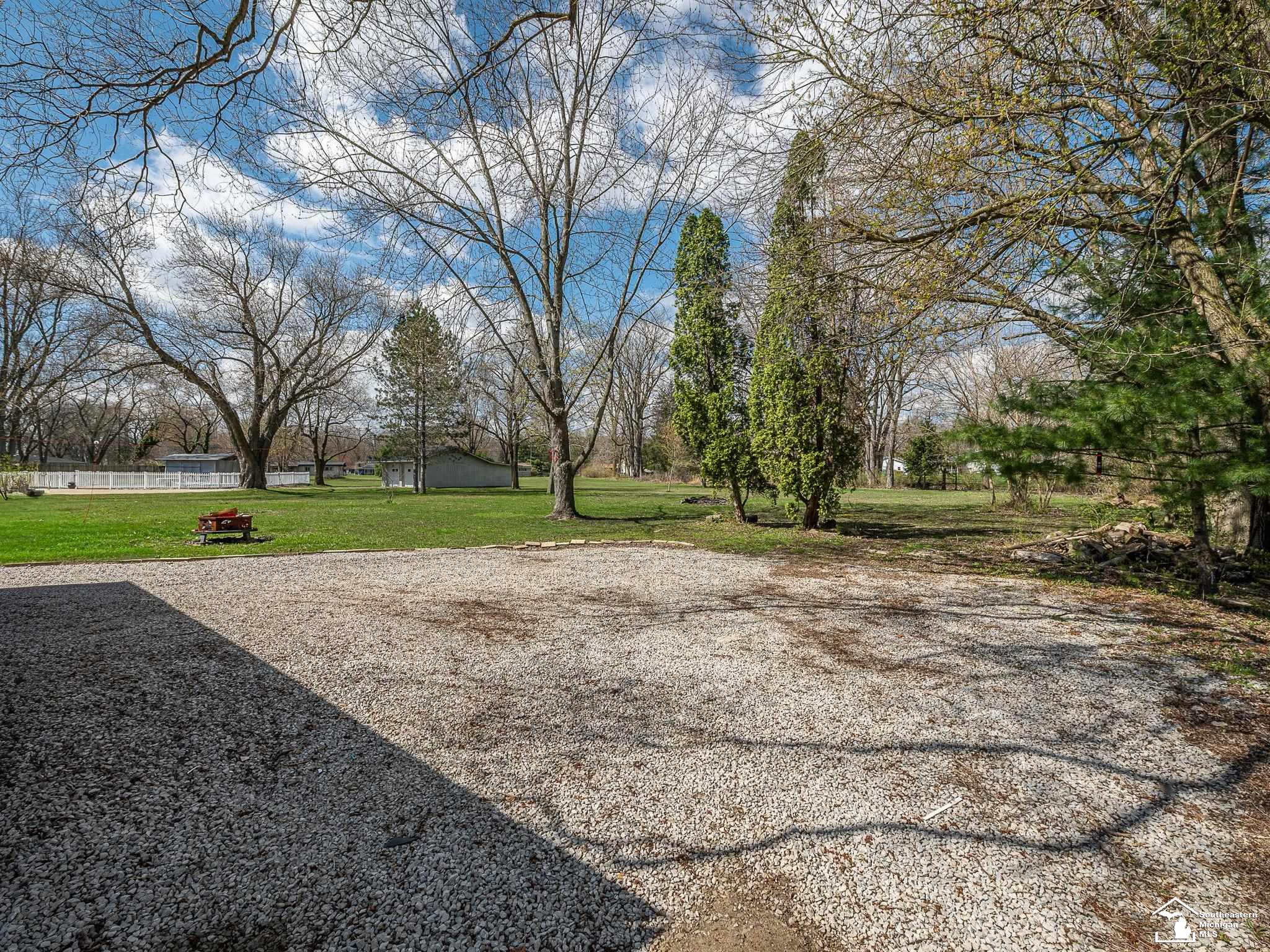 2525 Reinhardt Road Monroe, MI 48162 - Photo 34 of 43