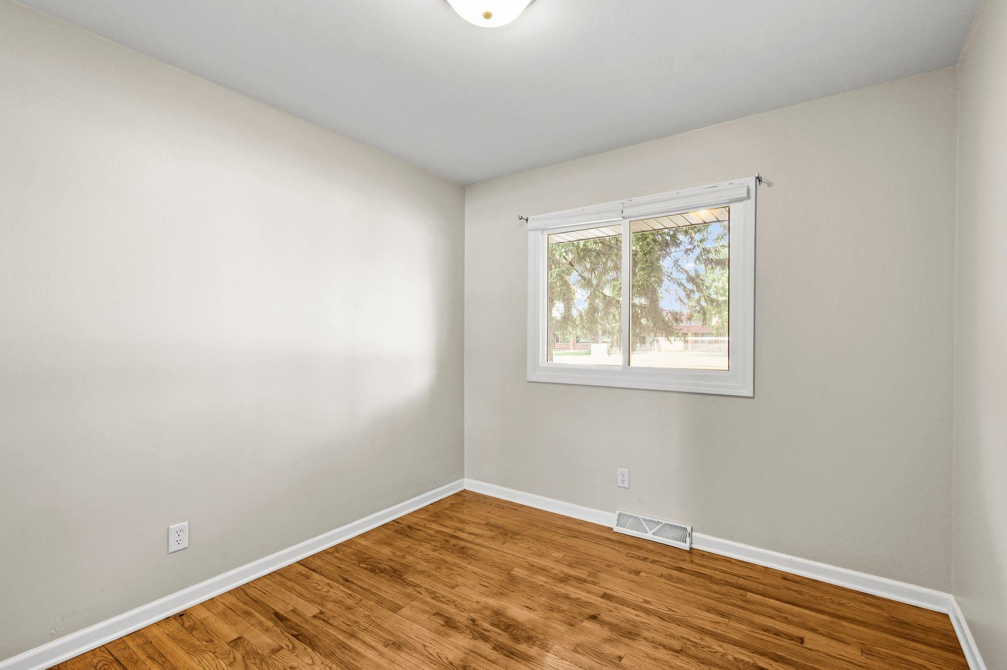 1417 Wyoming Way Madison, WI 53704 - Photo 22 of 37