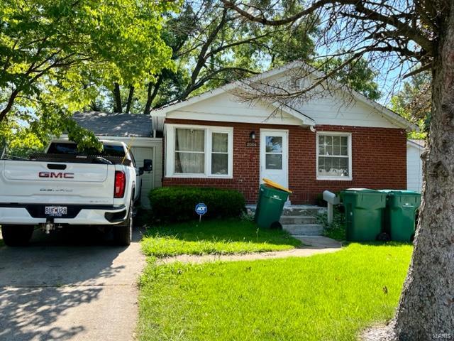 2006 North Hanley Road St. Louis, MO 63133 - Photo 1 of 23 Gallery Image 1