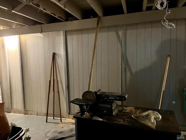 2006 North Hanley Road St. Louis, MO 63133 - Photo 16 of 23 Gallery Image 16