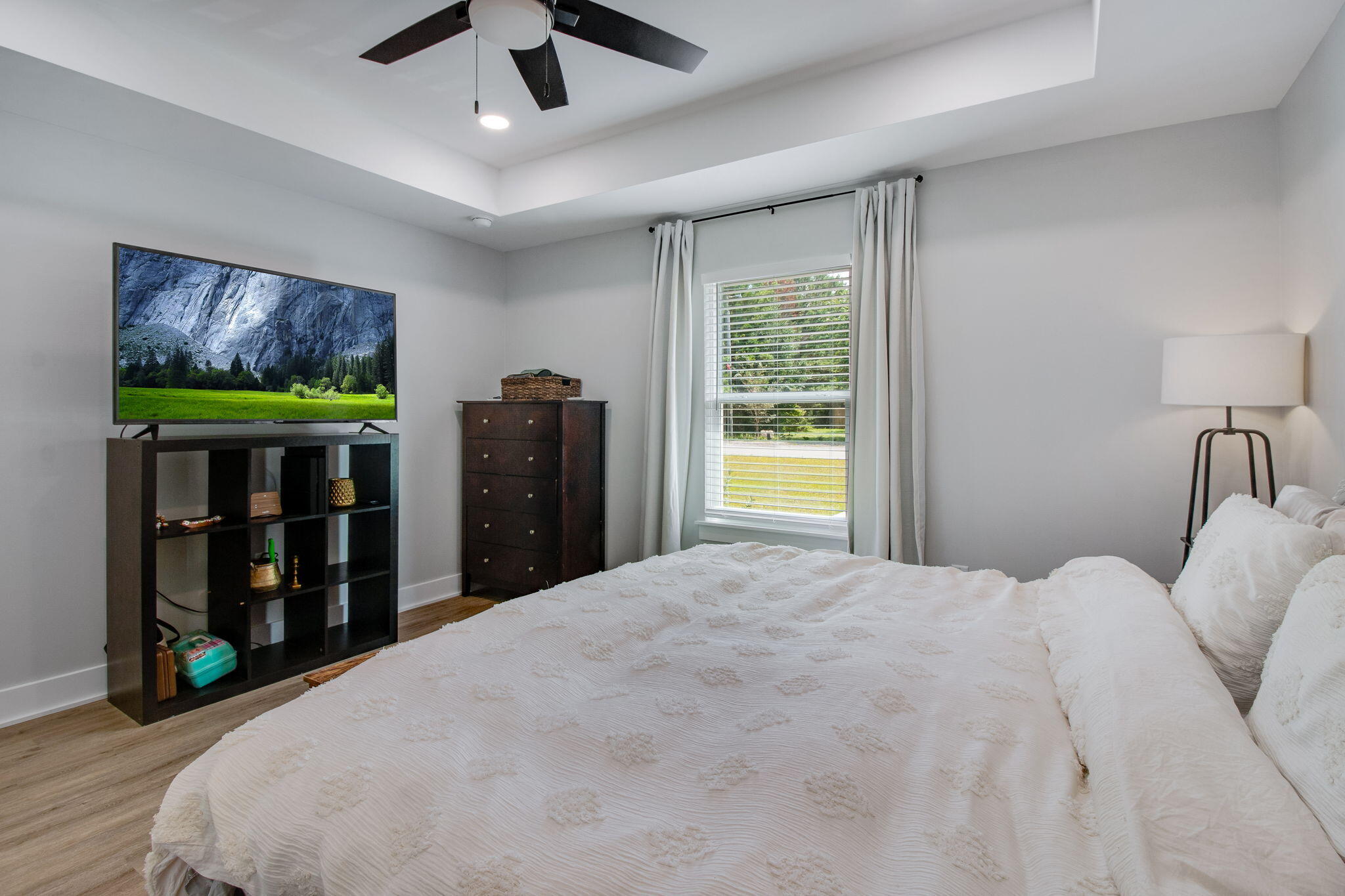 43 Crocus Avenue DeFuniak Springs, FL 32433 - Photo 15 of 20 a bed room with a bed and a television