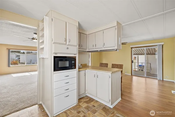 $129,000 | 55 Juniper Mobile Estate, Sequim, WA 98382