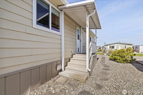 $129,000 | 55 Juniper Mobile Estate, Sequim, WA 98382