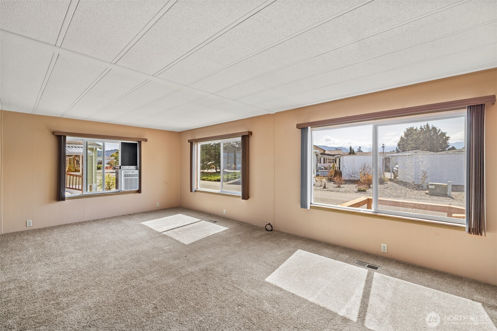 55 Juniper Mobile Estate Sequim, WA 98382 - Photo 6 of 37