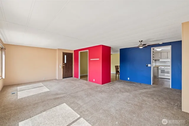 $129,000 | 55 Juniper Mobile Estate, Sequim, WA 98382