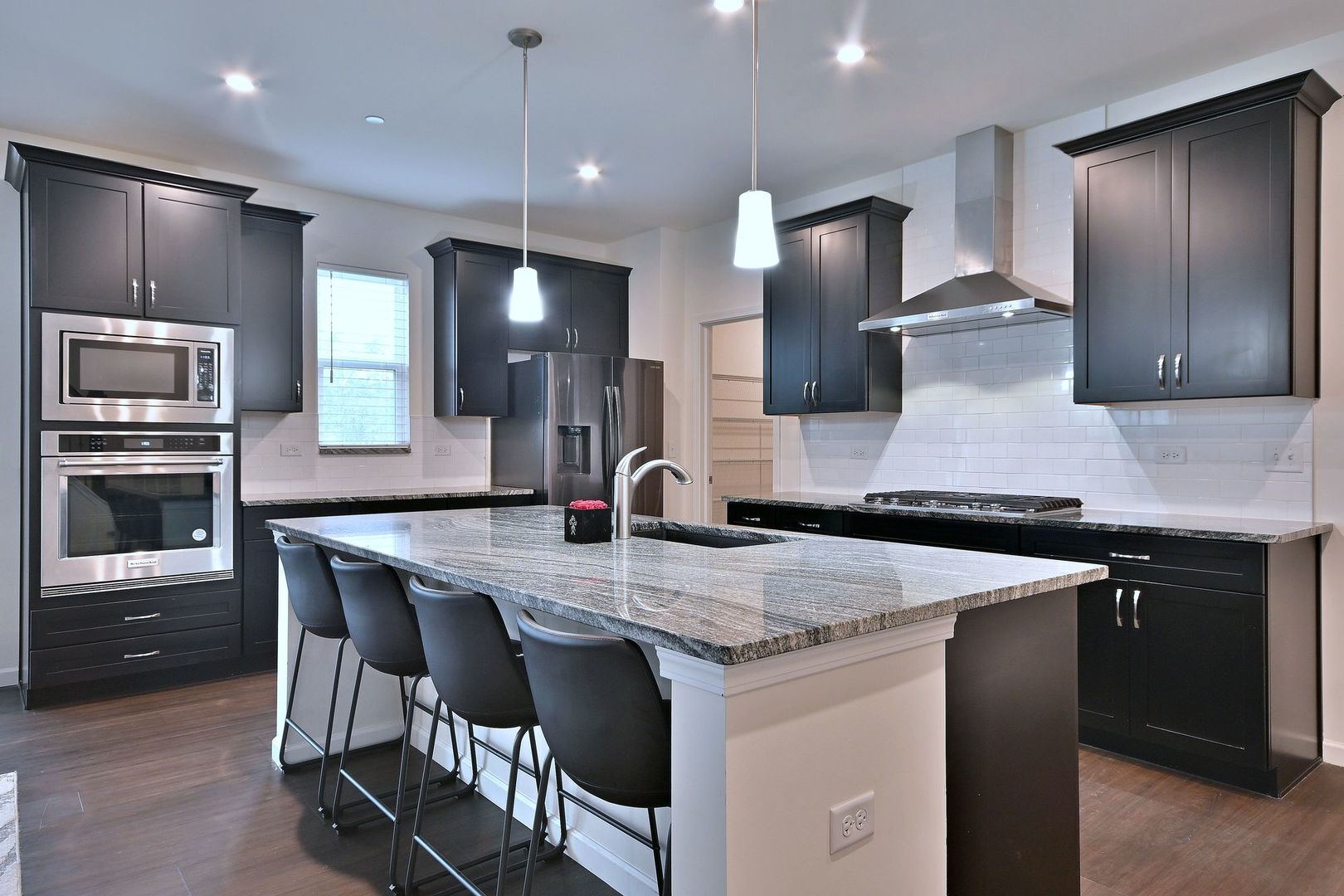 620 North Sullivan Street Addison, IL 60101 - Photo 20 of 50 Gallery Image 20