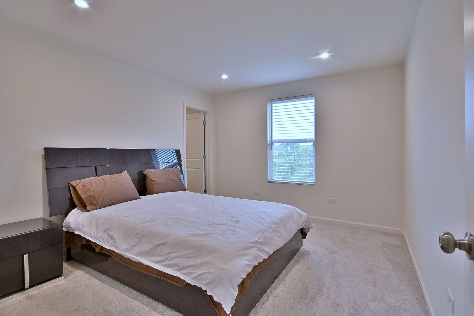 620 North Sullivan Street Addison, IL 60101 - Photo 35 of 50 Gallery Image 35