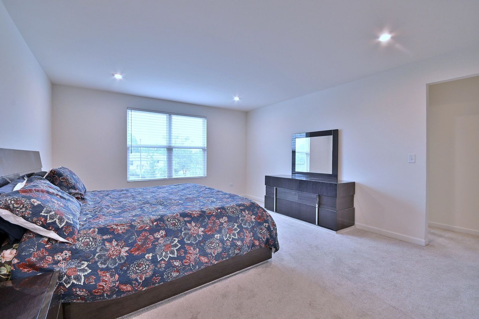 620 North Sullivan Street Addison, IL 60101 - Photo 38 of 50 Gallery Image 38