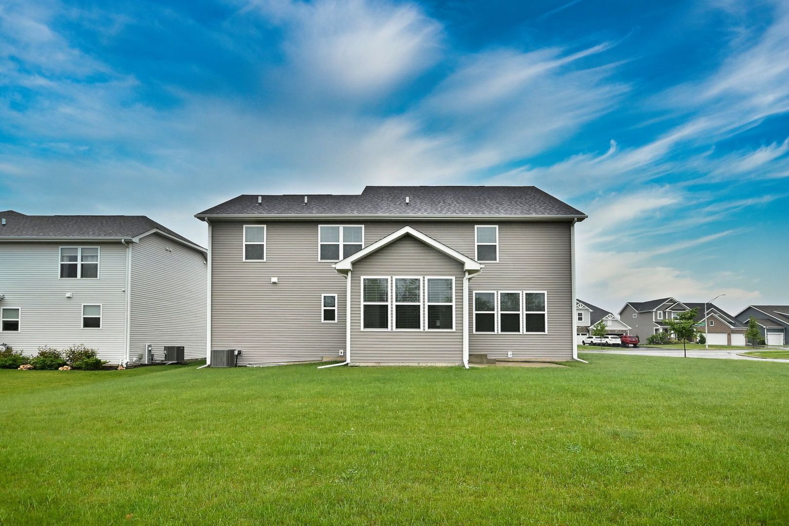 620 North Sullivan Street Addison, IL 60101 - Photo 46 of 50 Gallery Image 46