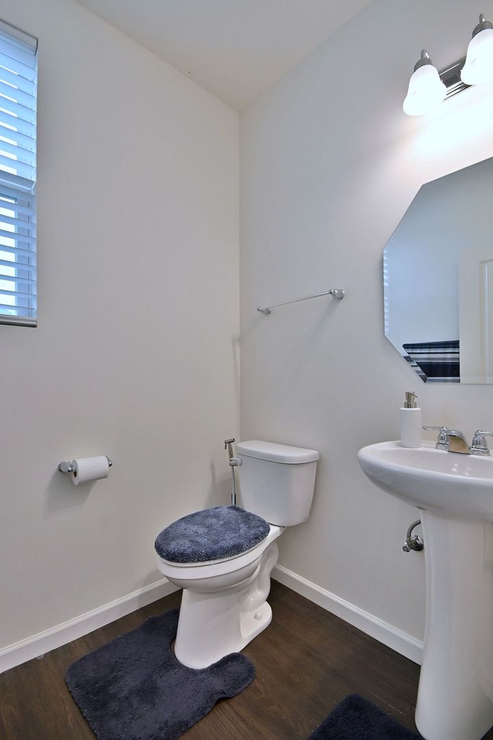 620 North Sullivan Street Addison, IL 60101 - Photo 10 of 50 Gallery Image 10