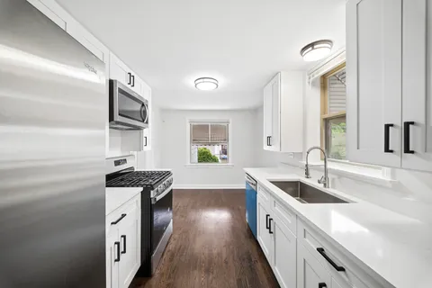 $245,000 | 8906 South Crandon Avenue, Chicago, IL 60617