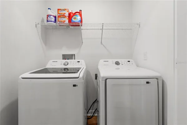 $325,000 | 11380 Old Squaw Avenue, Weeki Wachee, FL 34614