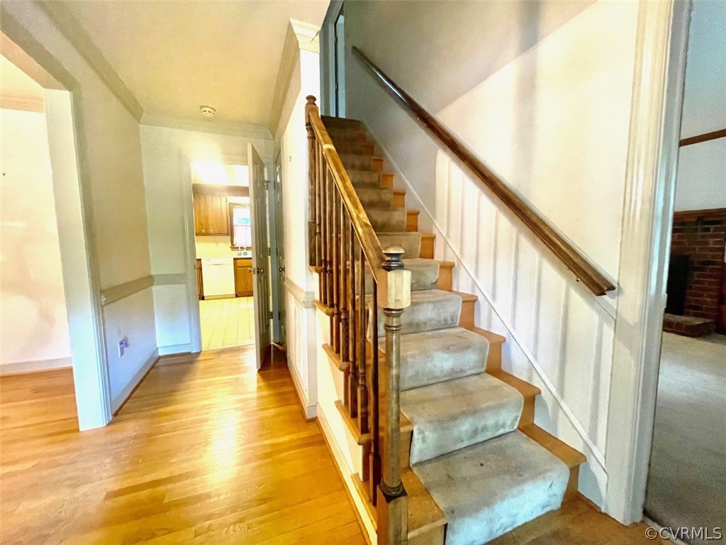 1200 Mapleton Circle Henrico, VA 23229 - Photo 6 of 20 a view of an entryway