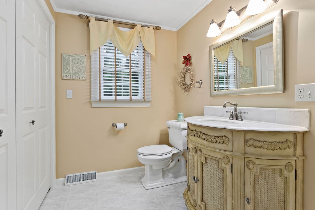 9 Westfield Road Hopkinton, MA 01748 - Photo 20 of 42 Gallery Image 20
