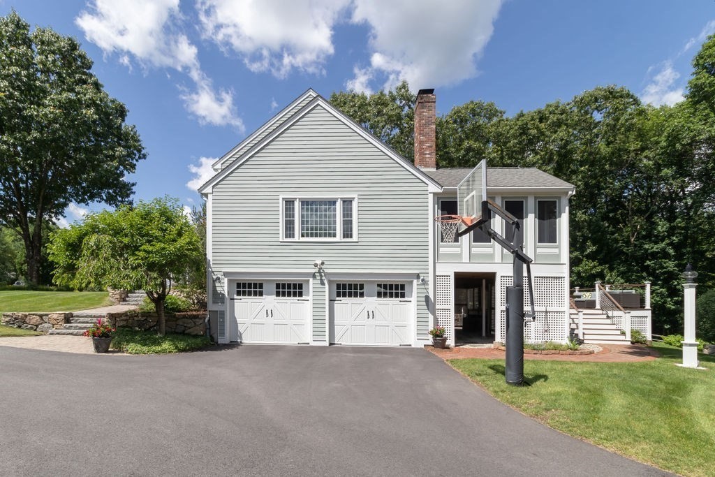 9 Westfield Road Hopkinton, MA 01748 - Photo 4 of 42 Gallery Image 4