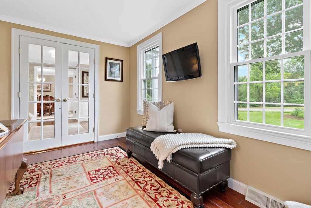 9 Westfield Road Hopkinton, MA 01748 - Photo 8 of 42 Gallery Image 8